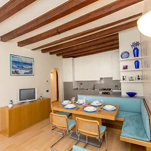 Apartment Appartament Salini - Near The Biennale, Venice