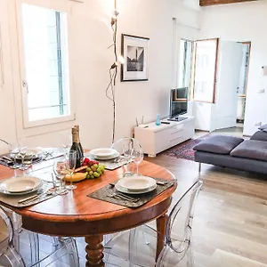 Apartment Ca Farnese, Venice